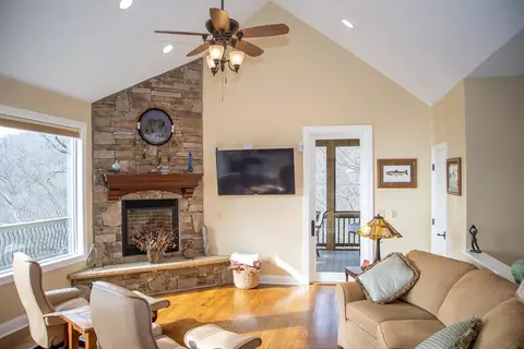 142 Hickory Nut Trl, Sylva, NC 28779 photo 12