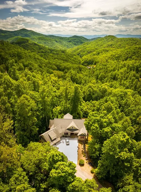 142 Hickory Nut Trl, Sylva, NC 28779 photo 8