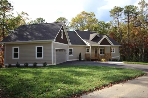 890 Porter Creek Dr, Franklin, NC 28734