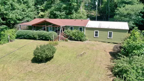 123 Pacific Dr, Sylva, NC 28779 photo 2