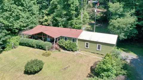 123 Pacific Dr, Sylva, NC 28779 photo 5