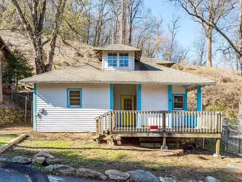 30 Morris St, Sylva, NC 28779 photo 3