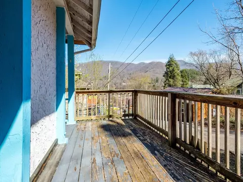30 Morris St, Sylva, NC 28779 photo 4