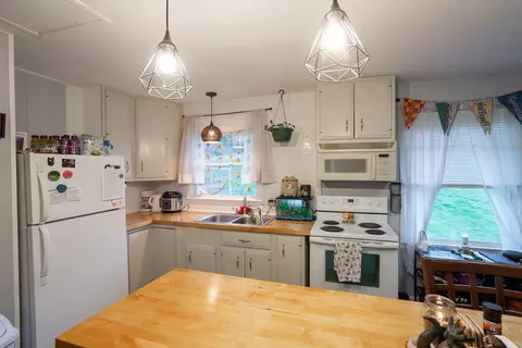 61 Spring St, Franklin, NC 28734 photo 8
