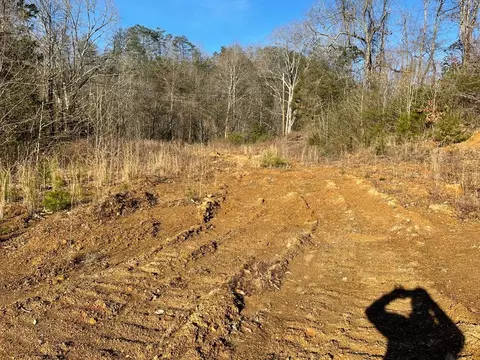 415 Passmore Ln, Whittier, NC 28789
