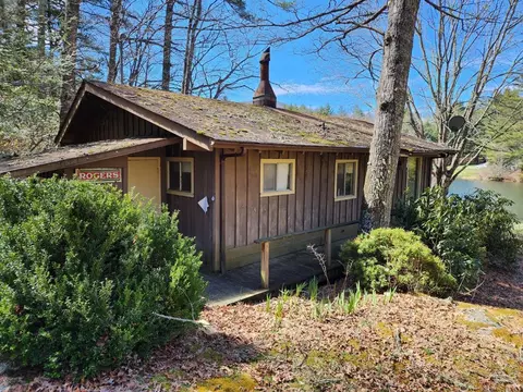 24 Flintlock Rd, Cullowhee, NC 28723