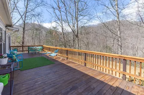 176 Dime Rdg, Sylva, NC 28779 photo 5