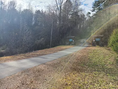 N/a Thomas Valley, Whittier, NC 28789