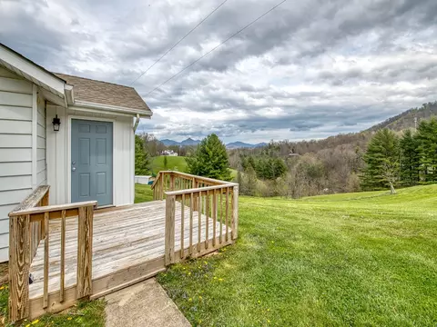 215 Haynes Cv, Clyde, NC 28721 photo 17