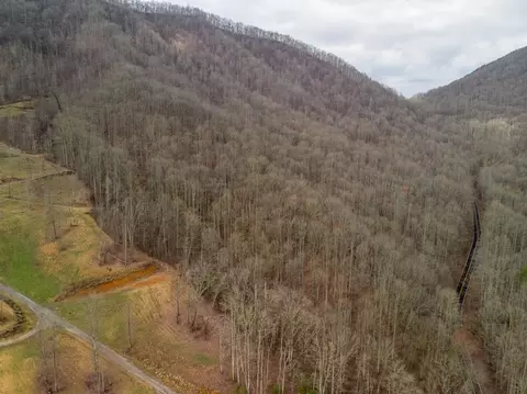1251 Upper Tuskeegee Rd, Robbinsville Graham, NC 28771