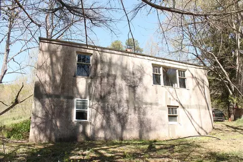 145 Hickory Cove Rd, Bryson City, NC 28713