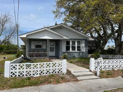515 Queen St, Beaufort, NC 28516