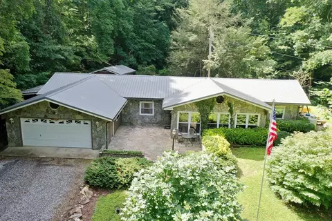 80 Shiloh Pl, Andrews, NC 28901