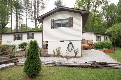 699 Riverbend, Franklin, NC 28734