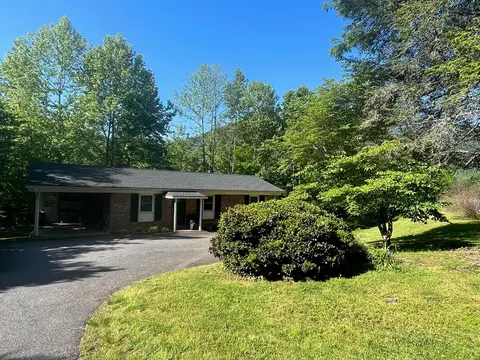 12 Younge Ln, Dillsboro, NC 28725 photo 2