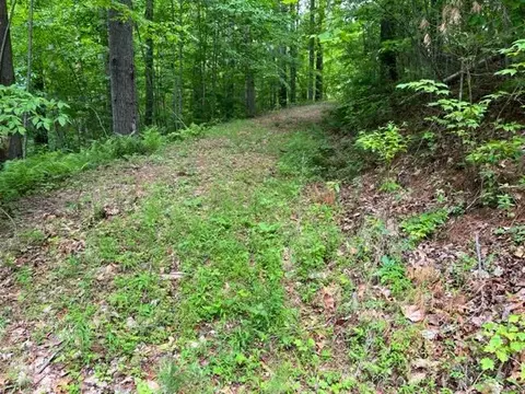 35 Spinning Wheel Dr, Bryson City, NC 28713