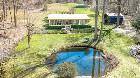 98 Little Ellijay Cir, Franklin, NC 28734