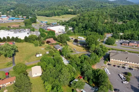 73 Griffin St, Sylva, NC 28779 photo 33