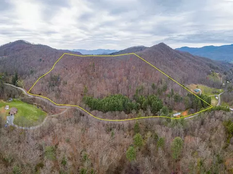 1304 Blanton Br, Sylva, NC 28779
