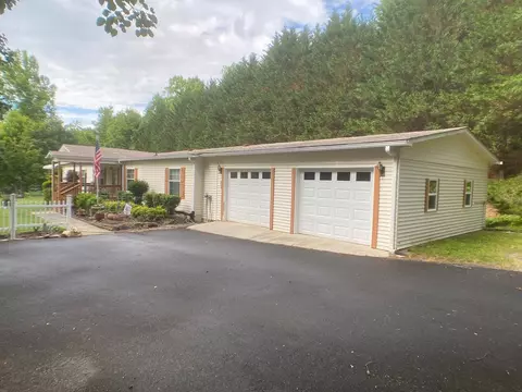 459 Safari Dr, Sylva, NC 28779 photo 9