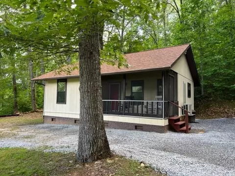 219 Creek Rd, Otto, NC 28763