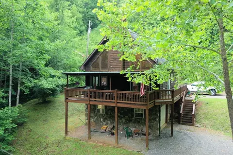 1510 Falling Leaf Trl, Sylva, NC 28779 photo 2