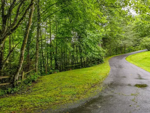 111 Rock Field Way, Sylva, NC 28779 photo 32