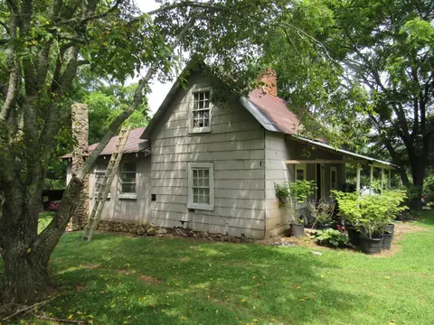 1538 Bethel Church Rd, Franklin, NC 28734
