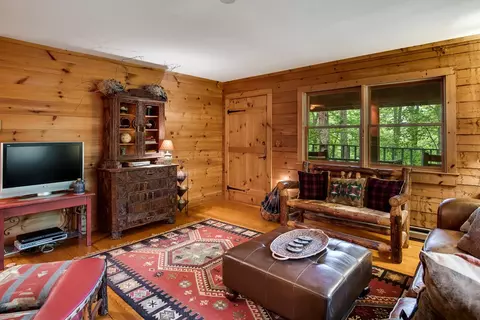 364 Leafstone Cir, Sylva, NC 28779 photo 4