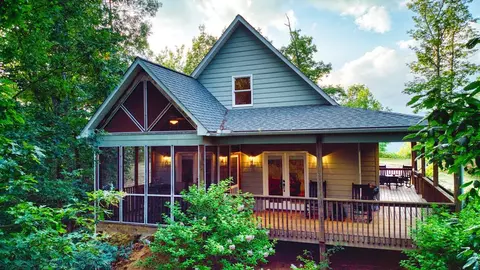 1312 Quest Rdg, Sylva, NC 28779
