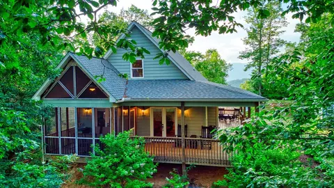 1312 Quest Rdg, Sylva, NC 28779 photo 2