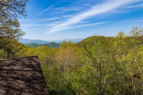 75 Scofield Rd, Franklin, NC 28734 photo 2
