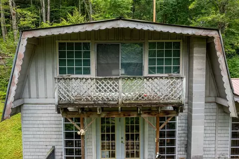 Undisclosed, Cullowhee, NC photo 34