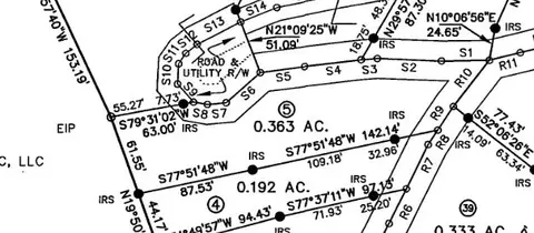 6 Crest Hill Ct, Franklin, NC 28734