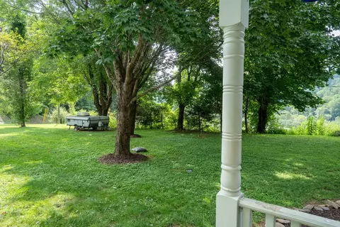 89 Harmony Hl, Sylva, NC 28779 photo 2