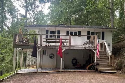 44 Wayah Dr, Franklin, NC 28734