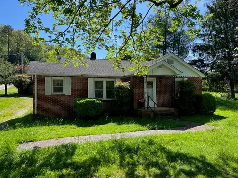 128 Terrell Rd, Franklin, NC 28734