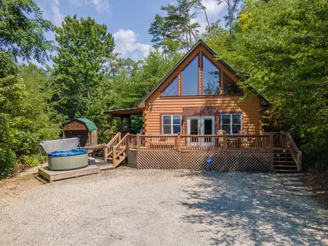 1244 Lands Creek Rd, Bryson City, NC 28713