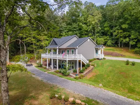 497 Big Muddy Dr, Otto, NC 28763
