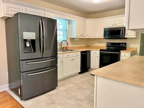 49 Midway Dr, Sylva, NC 28779 photo 11