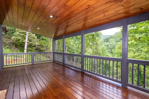 176 Hog Cove Rd, Sylva, NC 28779 photo 23