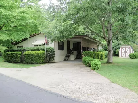 14 Old Wl, Franklin, NC 28734