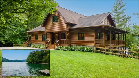 489 Morningstar Ln, Topton, NC 28781