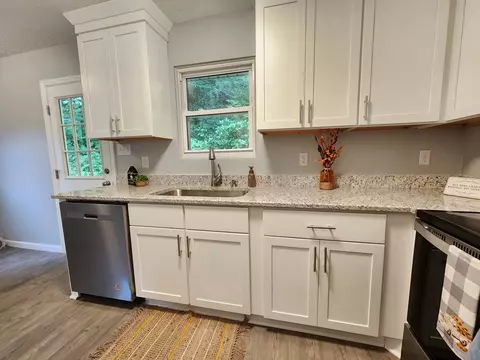 21 Red Red Ln, Sylva, NC 28779 photo 9
