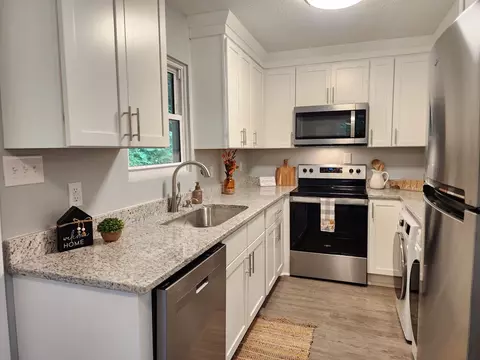 21 Red Red Ln, Sylva, NC 28779 photo 8