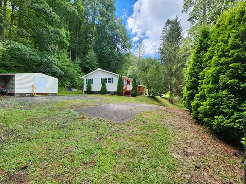 21 Red Red Ln, Sylva, NC 28779 photo 20