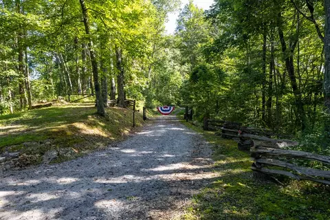 1443 W Cliff Rd, Cullowhee, NC 28723 photo 6
