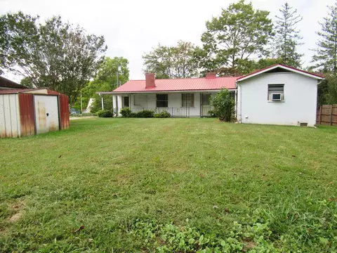 171 Bidwell St, Franklin, NC 28734
