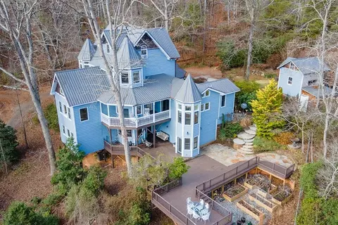 479 Wedgewood Rd, Franklin, NC 28734