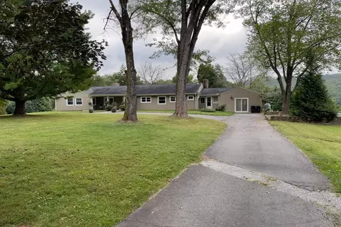 437 Marion Forest Rd, Sylva, NC 28779 photo 4